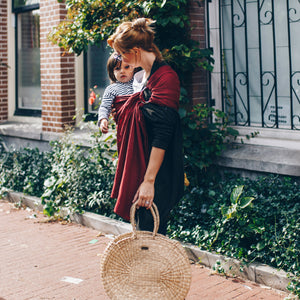 Moon Slings Leinen Ring Sling Wrap Babytrage Rot Maroon Gold Ringe Amsterdam 